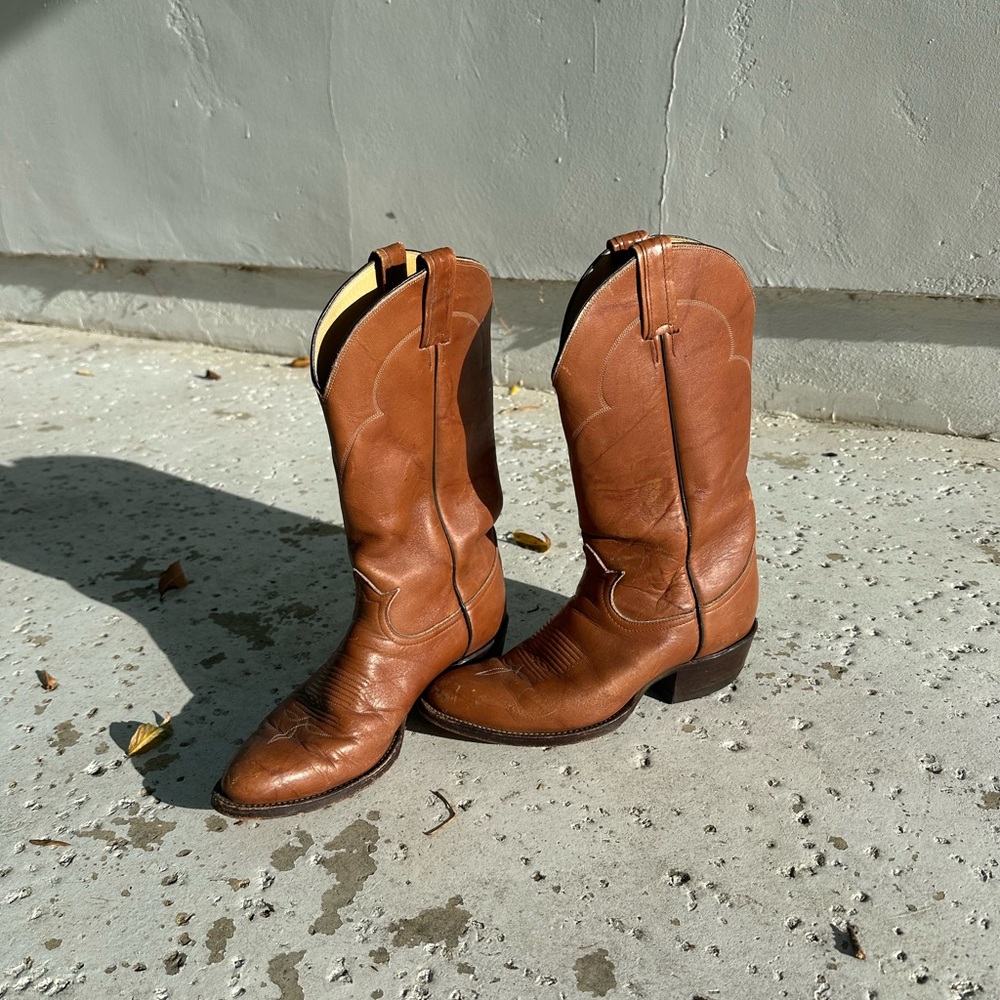 Tony Lama cowboy boots